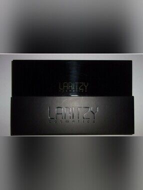 💄 BRAND NEW LARITZY COSMETICS ARTISTRY PALETTE CLASSIC 💄